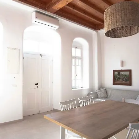 M Little Venice 公寓 *