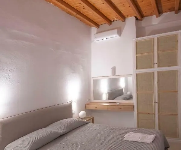 M Little Venice Daire Mykonos Town